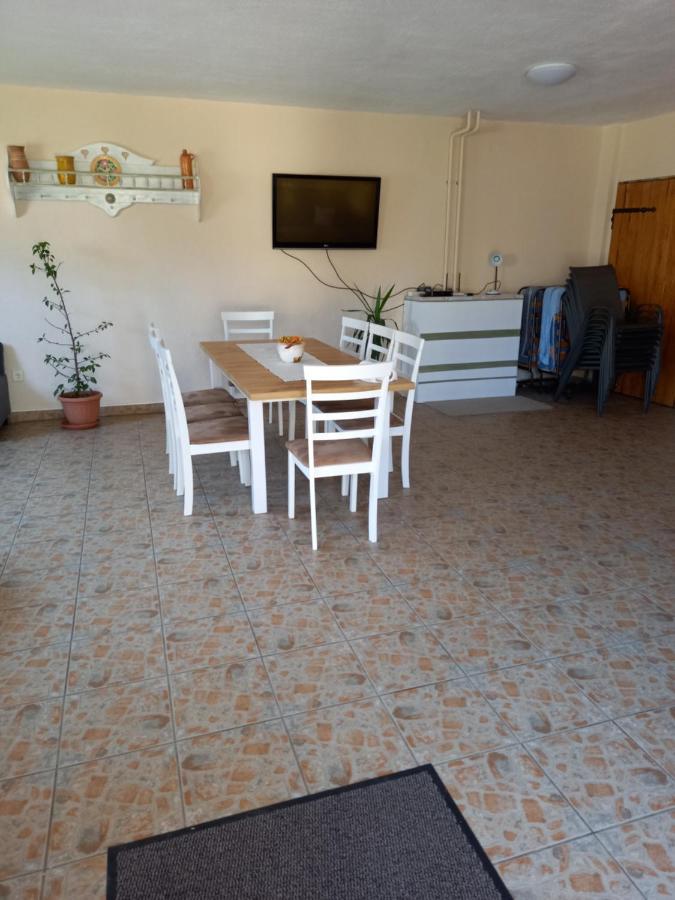 Burai Vendeghaz Hotel Villany Exterior photo